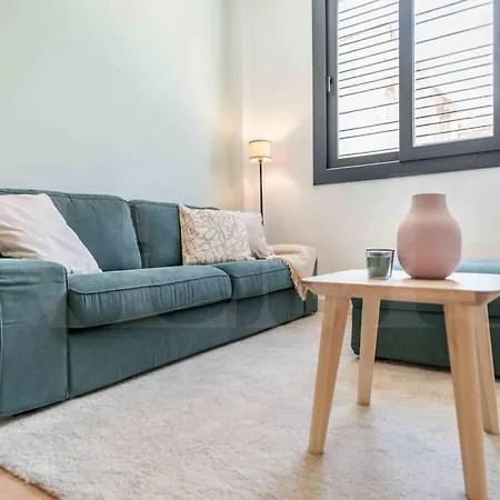 Appartement Fresh & Stylish With Parking By Rems