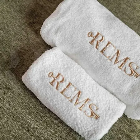 Fresh & Stylish With Parking By Rems * Málaga